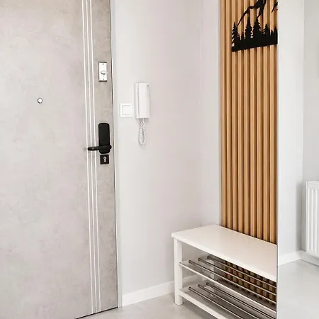 Serce Kotliny Kłodzkiej - 54m2 - 3 Pokoje, Balkon, Ogródek *